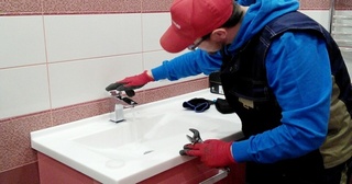 Установка раковины в Сургуте в октябре